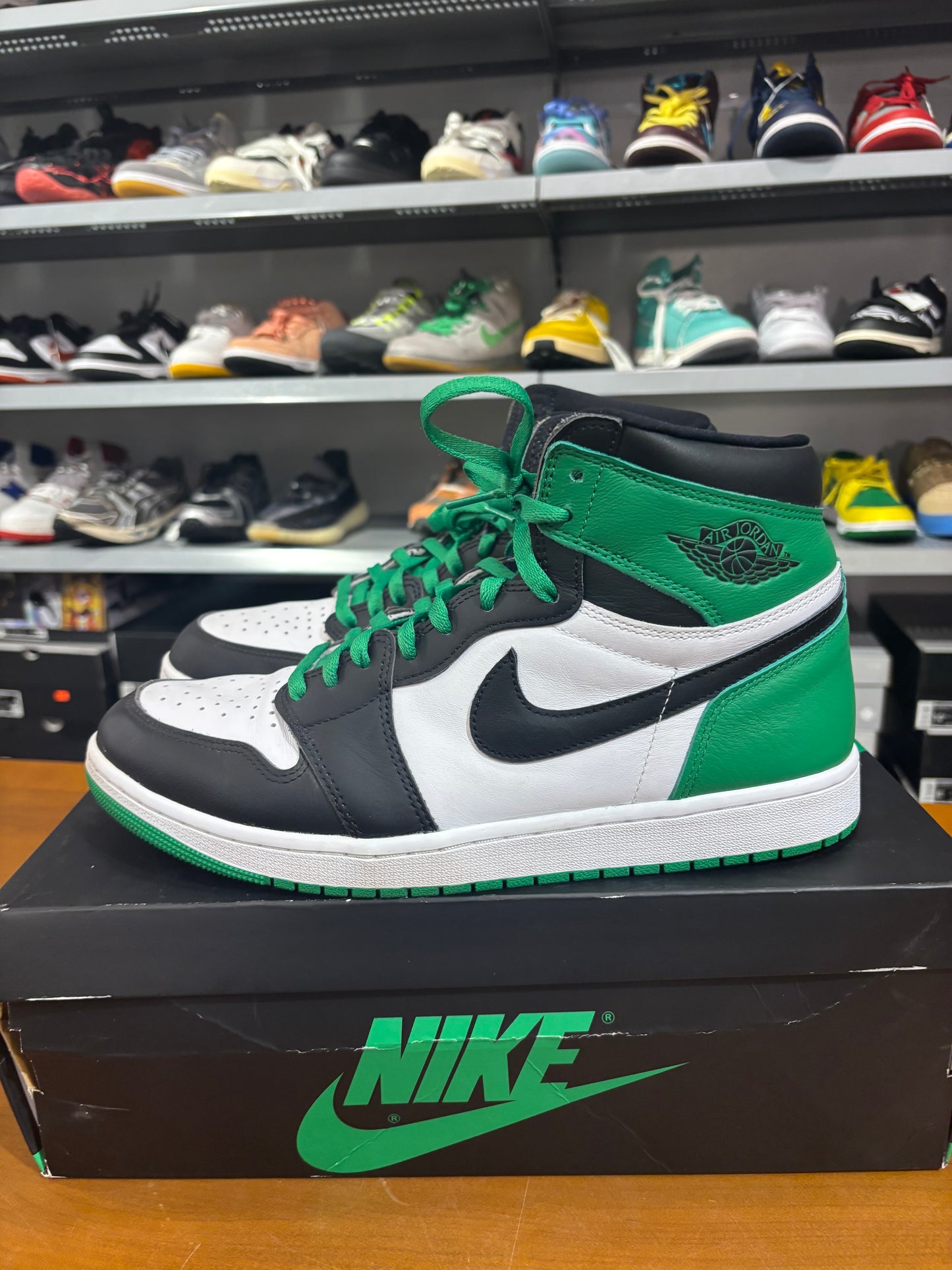 Preowned Air Jordan 1 Lucky Green