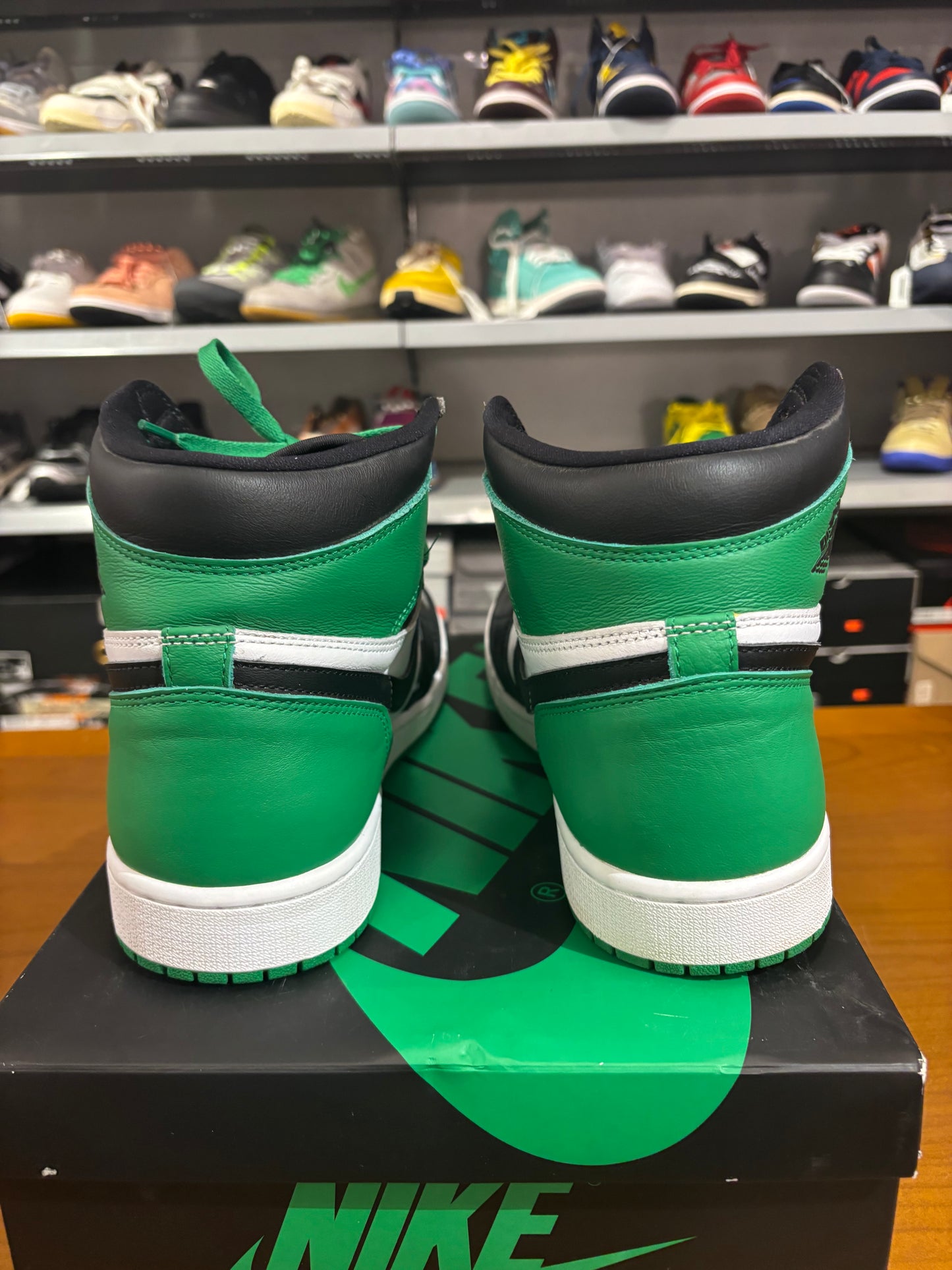 Preowned Air Jordan 1 Lucky Green