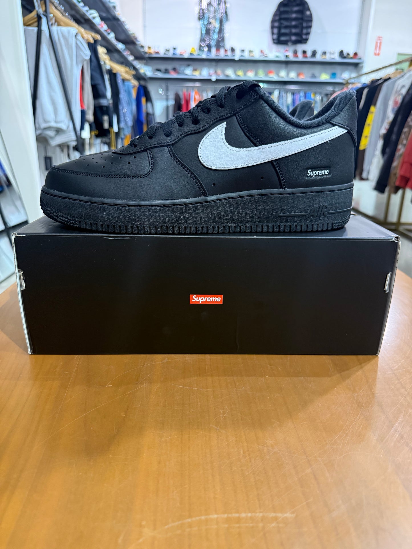 Supreme Air Force 1 Low Black White