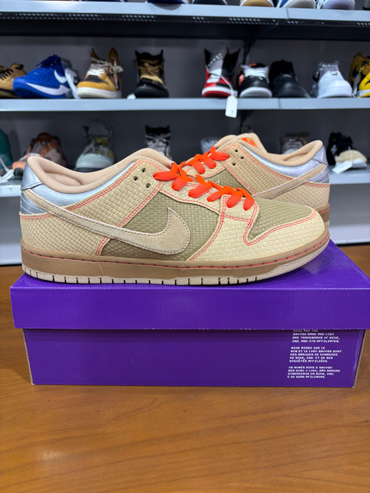Nike SB Dunk Low Som Tum