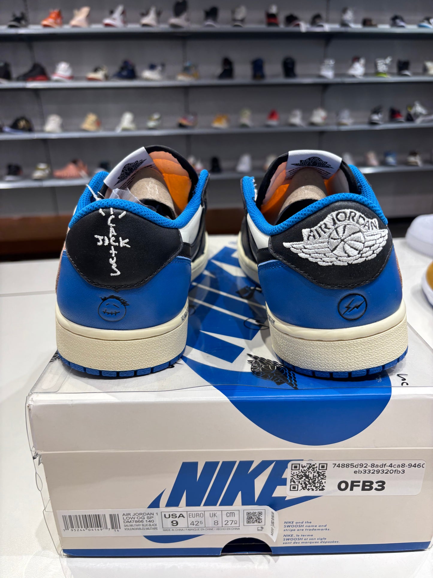 Travis Scott Air Jordan 1 Low Fragment