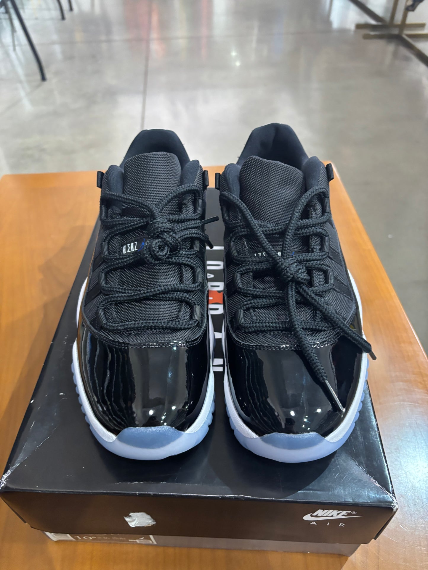 Air Jordan 11 Low Space Jam