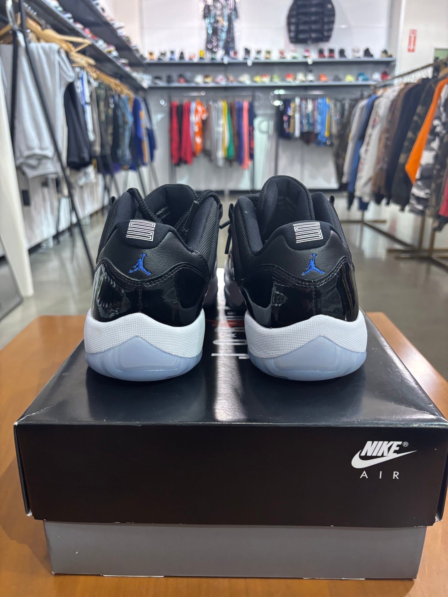 Air Jordan 11 Low Space Jam