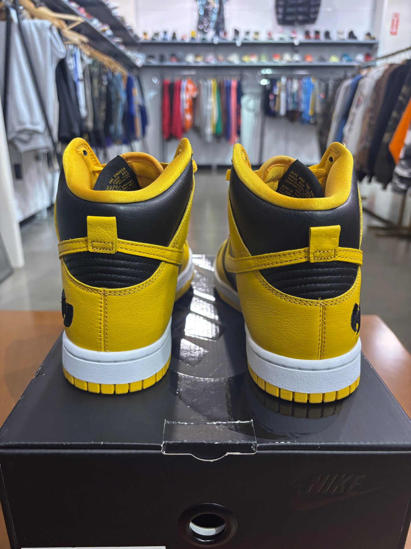 Nike SB Dunk High Wu-Tang