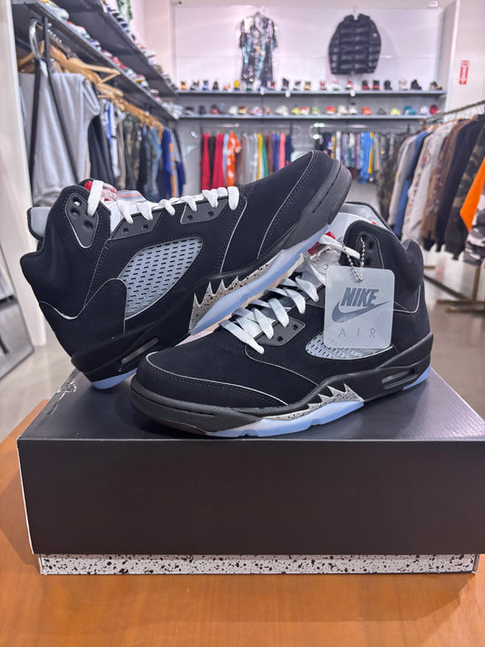 Air Jordan 5 Black Metallic Reimagined