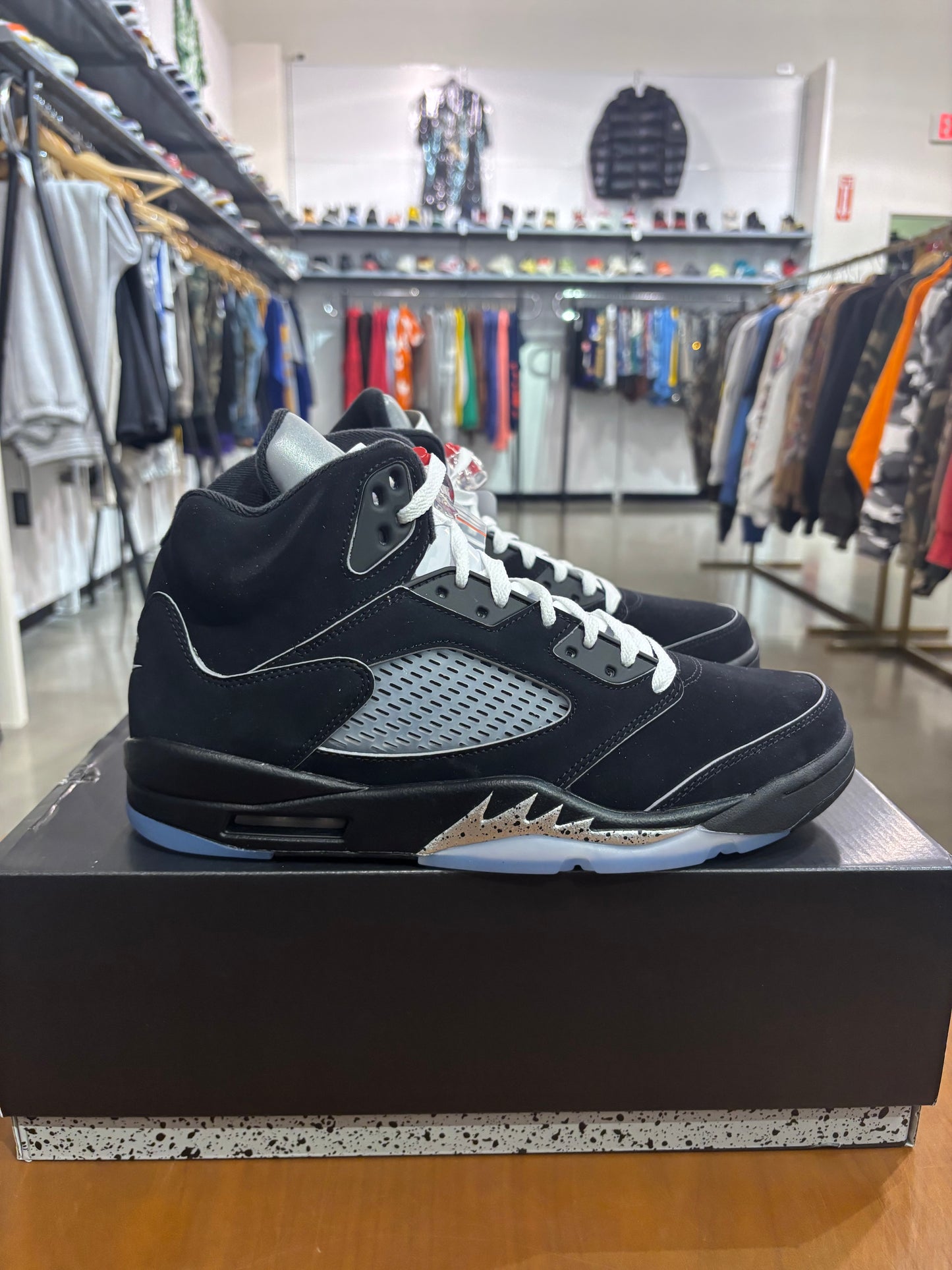 Air Jordan 5 Black Metallic Reimagined