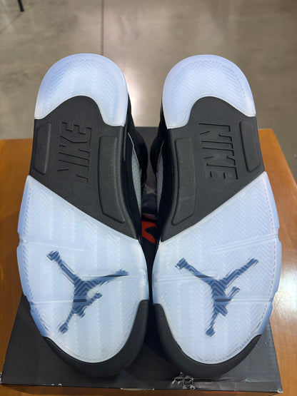 Air Jordan 5 Black Metallic Reimagined