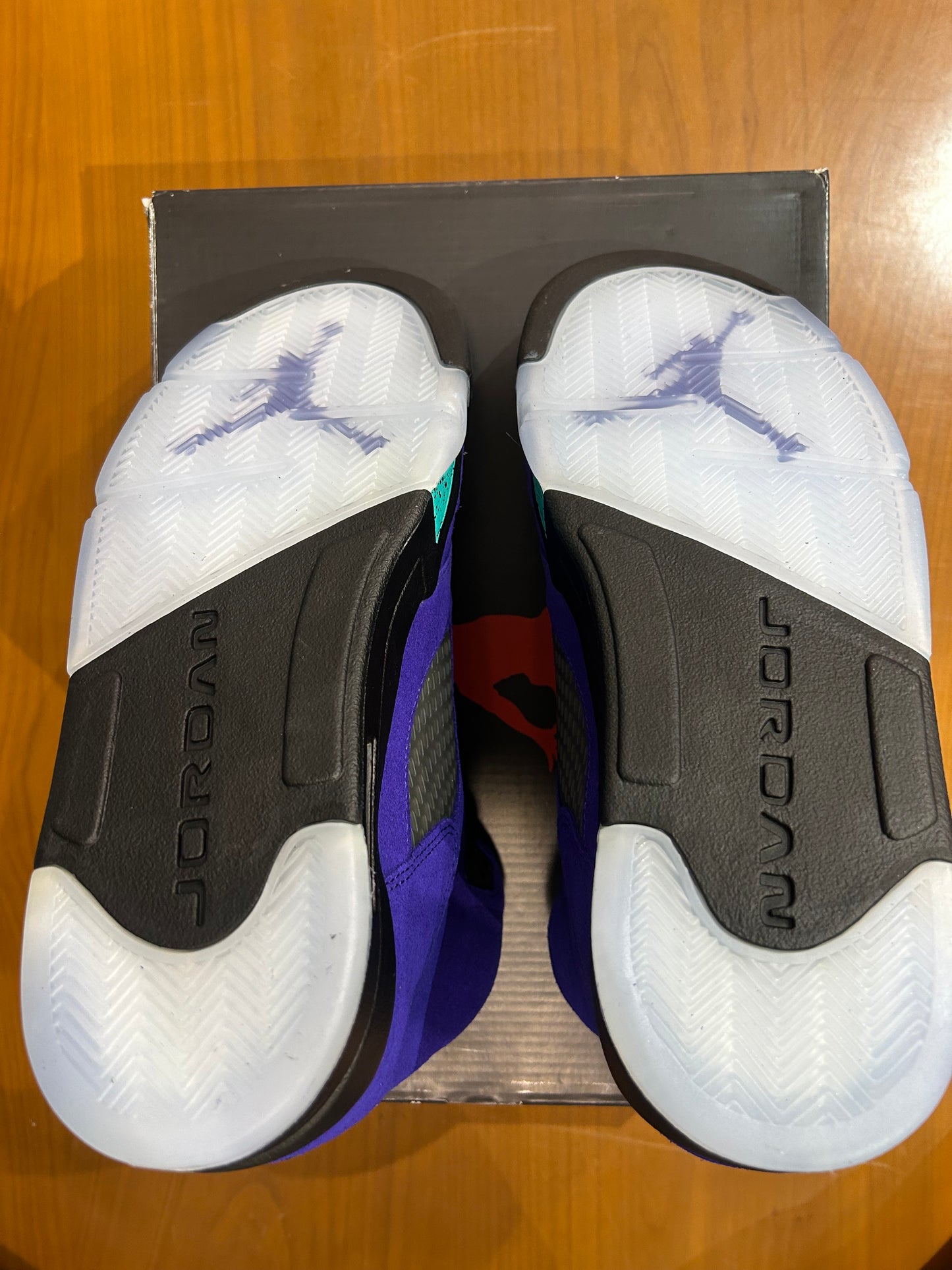 Air Jordan 5 Alternate Grape