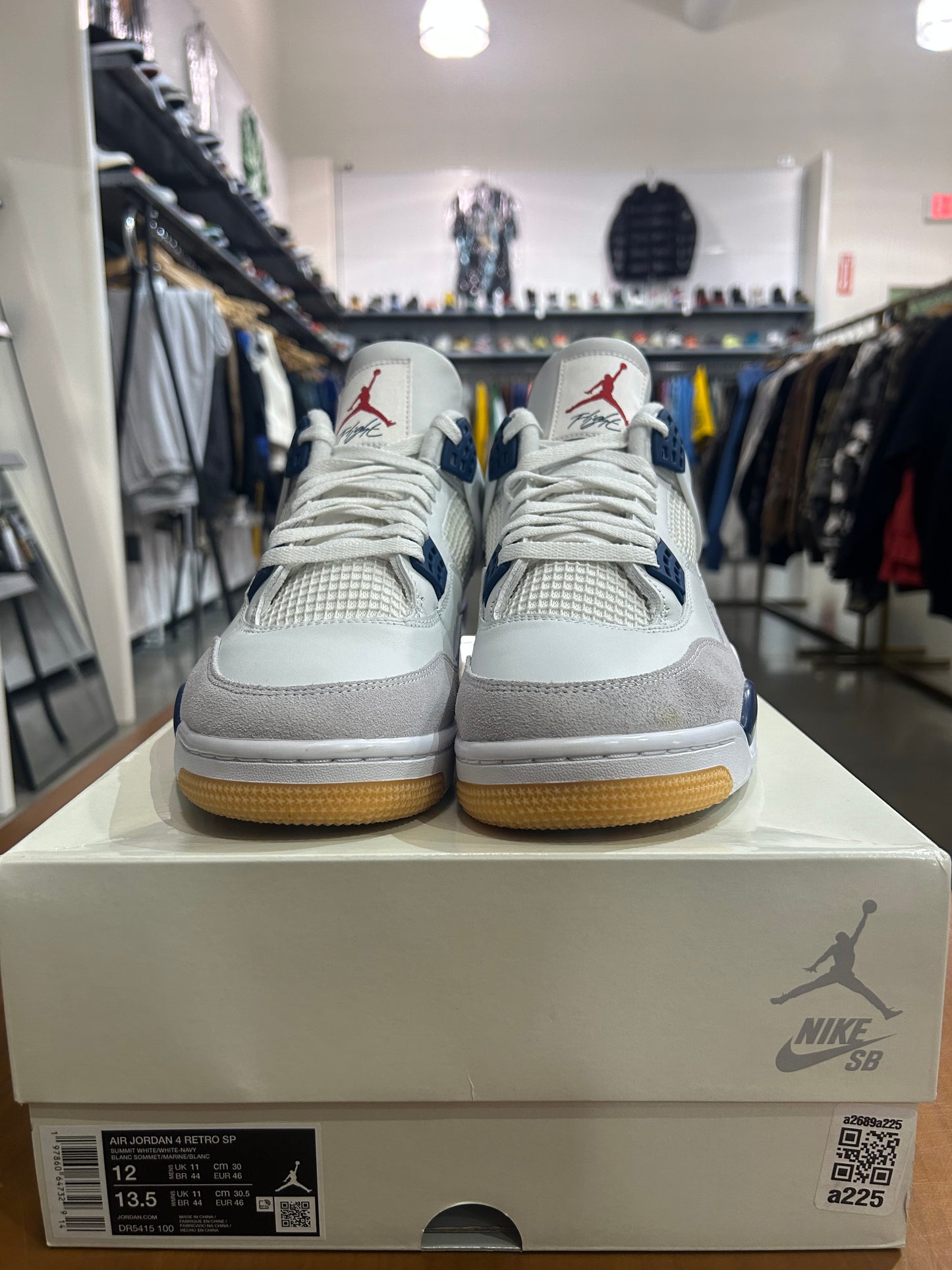 Preowned Air Jordan 4 Navy SB Gum
