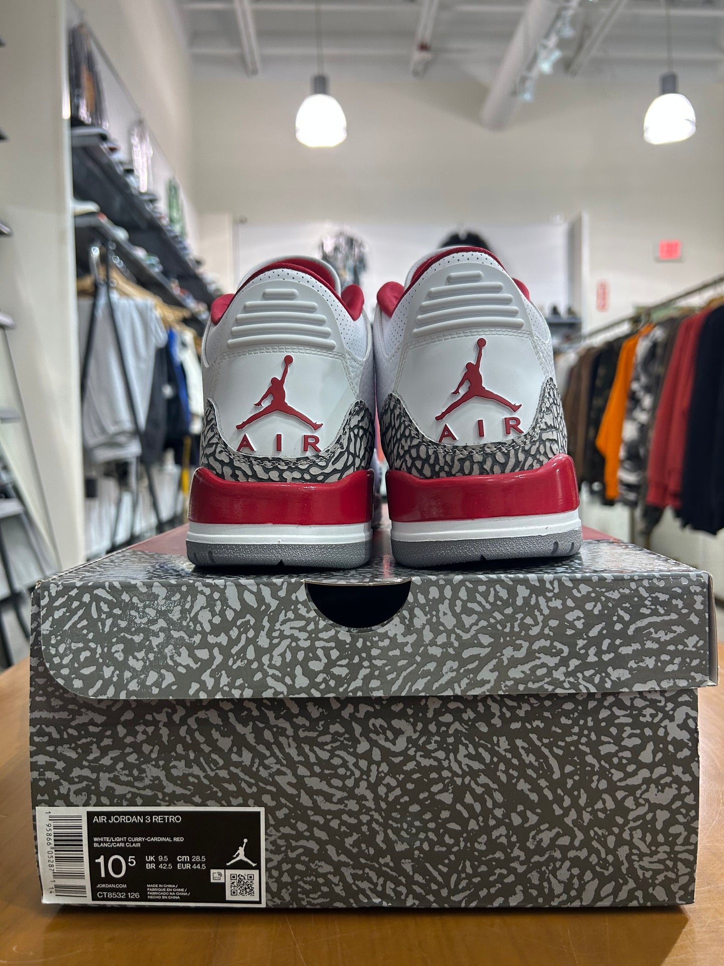 Air Jordan 3 Cardinal