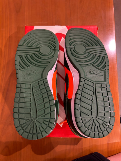 Nike Dunk Low Miami Hurricanes