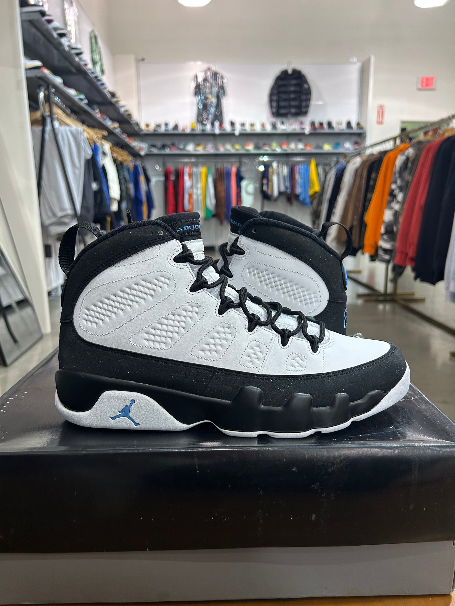 Air Jordan 9 University Blue