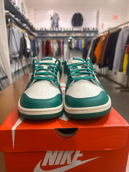 Nike Dunk Low Lottery Malachite Green