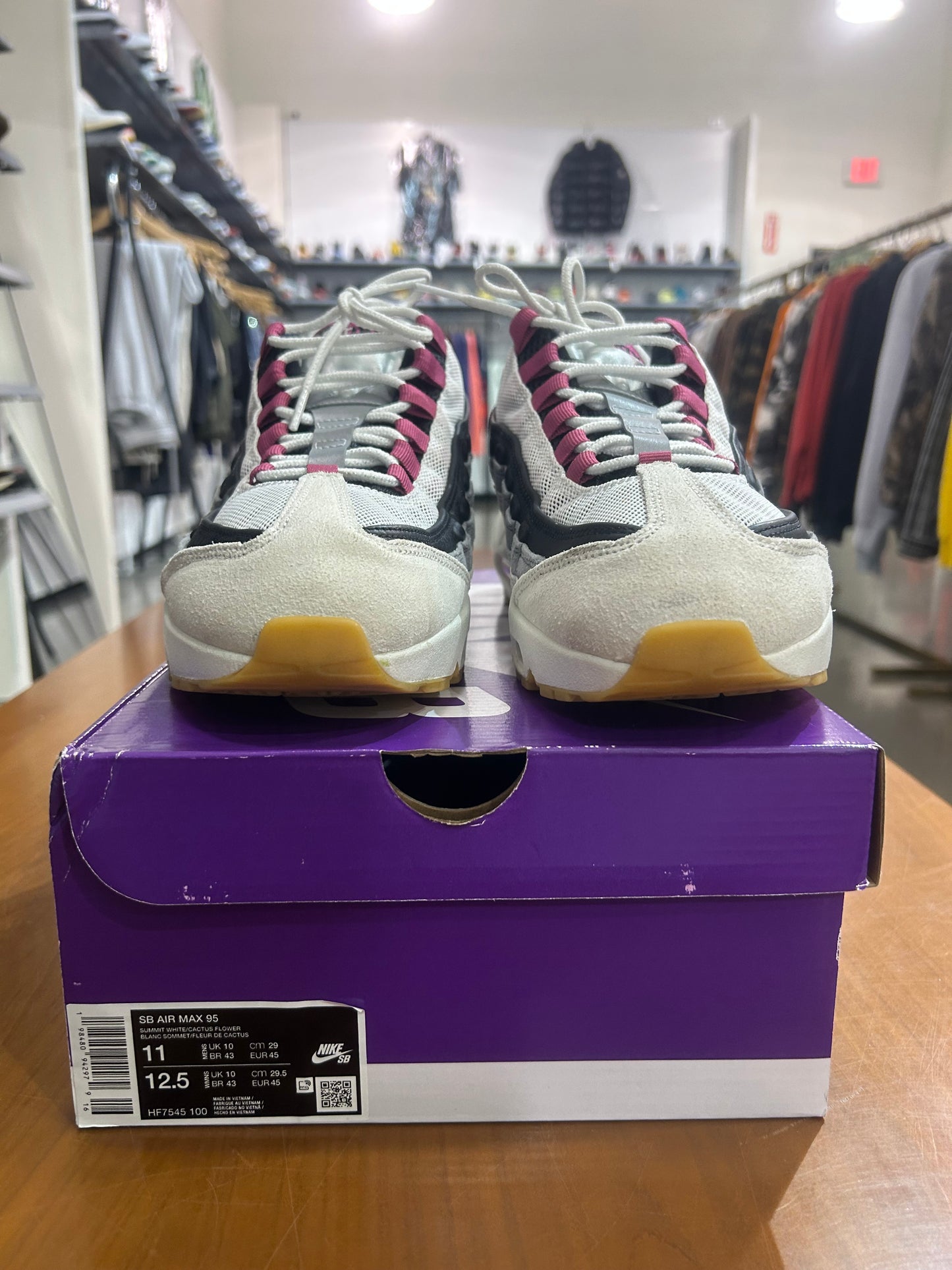 Preowned Nike Air Max 95 Cactus Flower