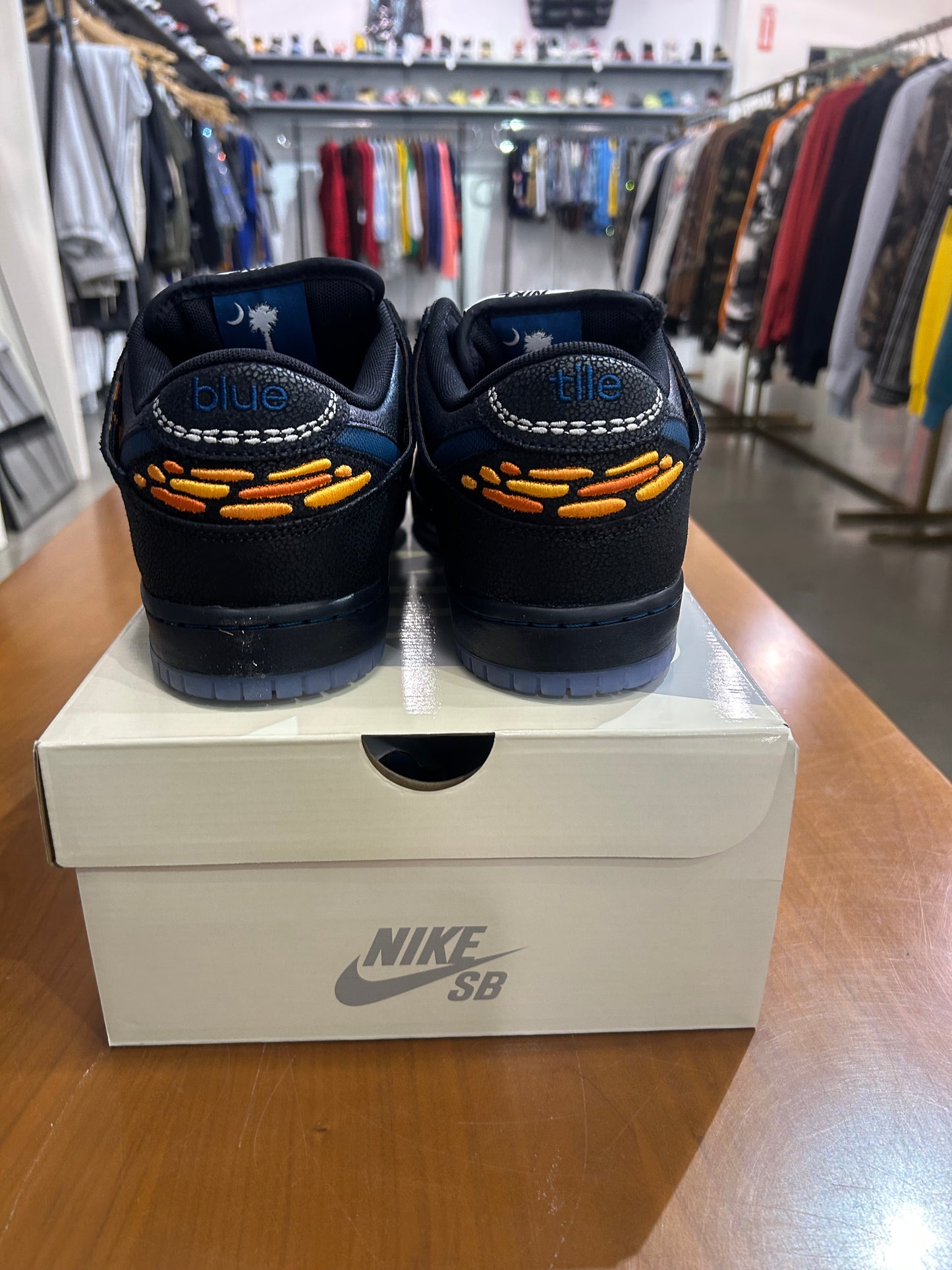 Nike SB Dunk Low Bluetile Skateboards