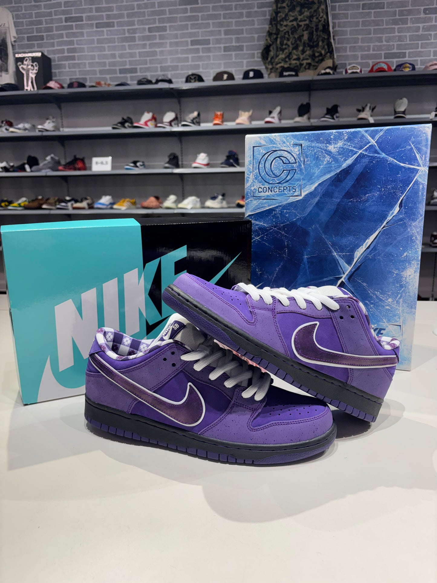 Nike SB Dunk Low Purple Lobster (Special Box)