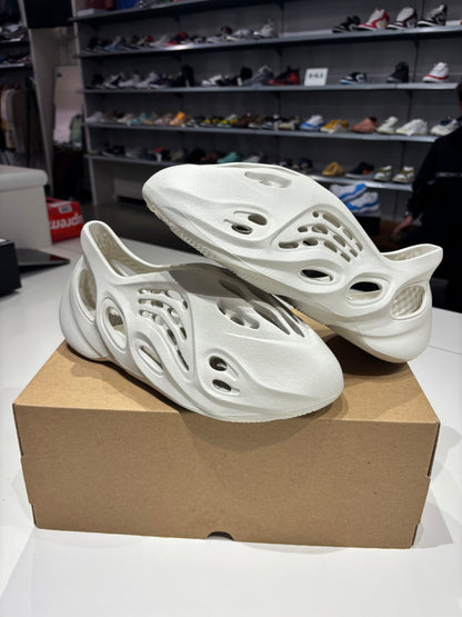 Yeezy Foam Runner Ararat