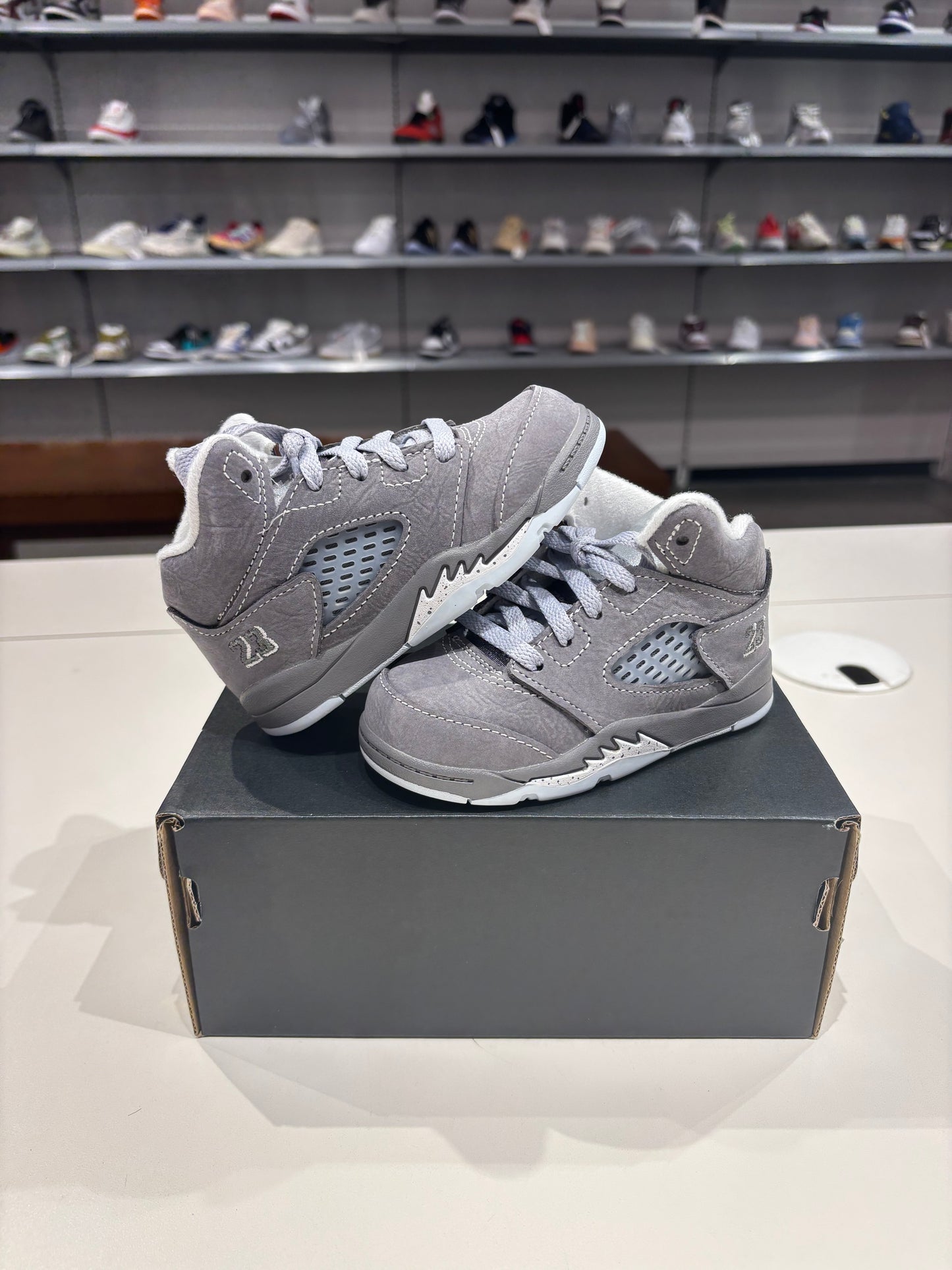 Air Jordan 5 Wolf Grey
