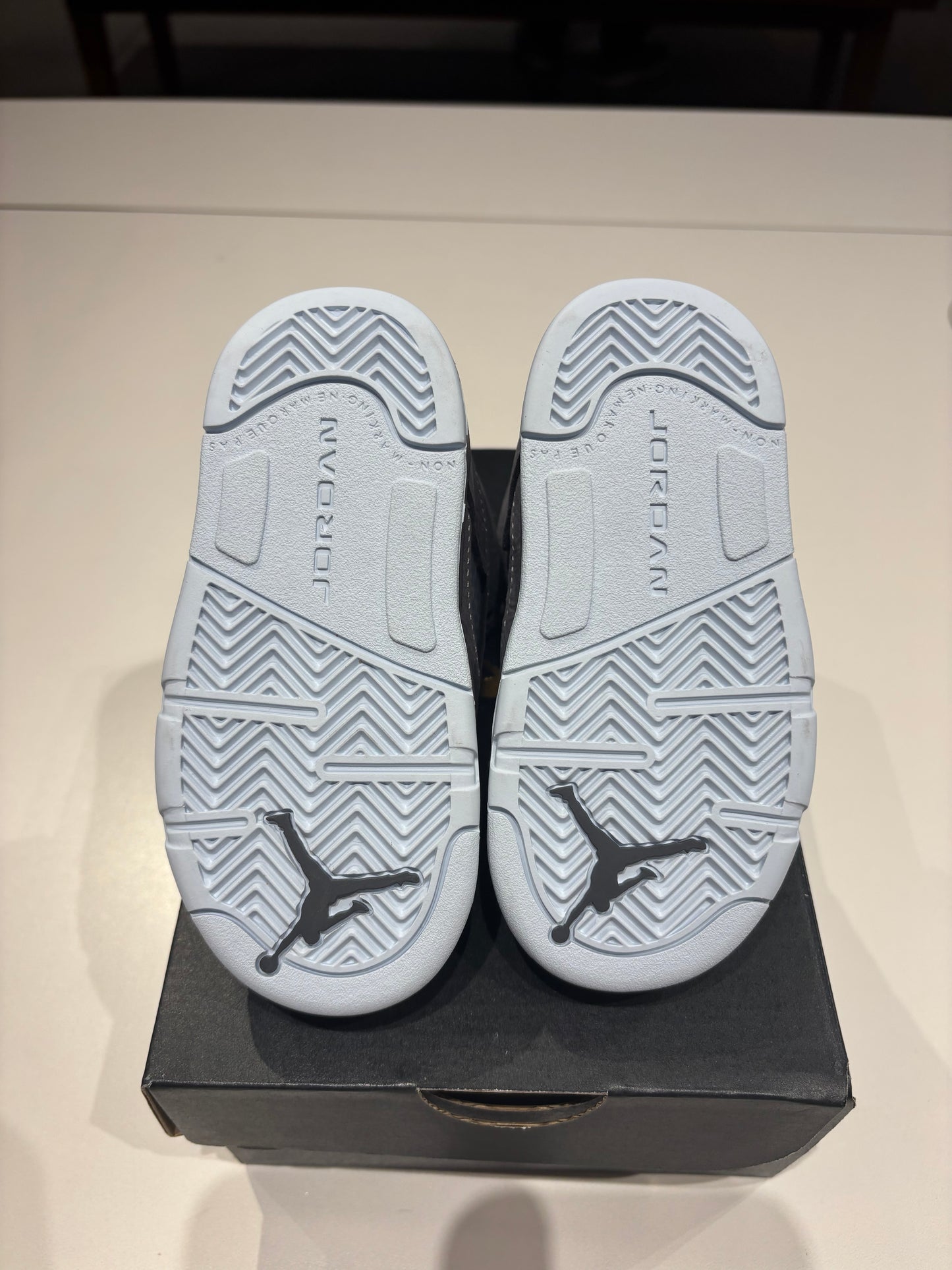 Air Jordan 5 Wolf Grey