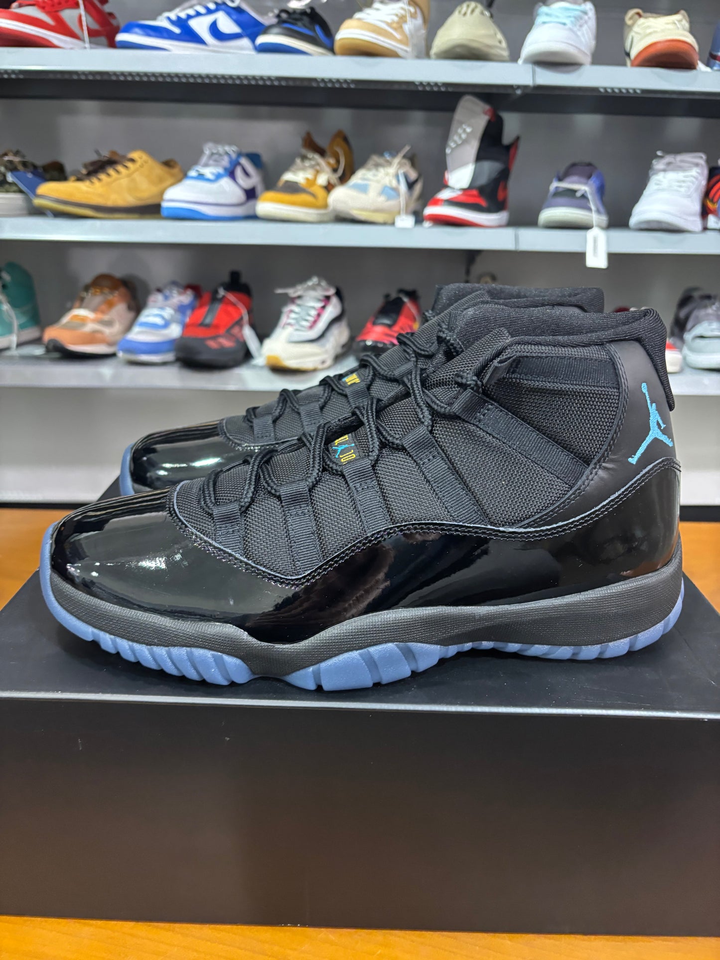 Air Jordan 11 Gamma