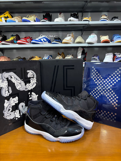 Air Jordan 11 Space Jam (2016)