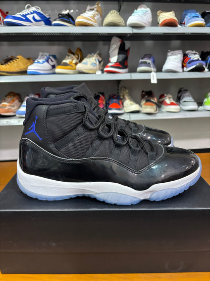 Air Jordan 11 Space Jam (2016)