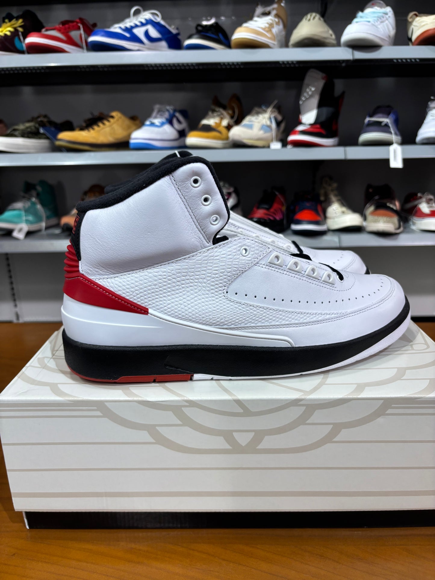Air Jordan 2 Chicago