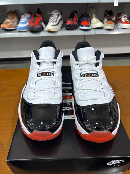 Air Jordan 11 Low Concord Bred