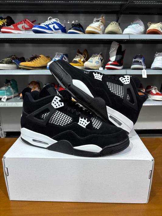 Air Jordan 4 White Thunder