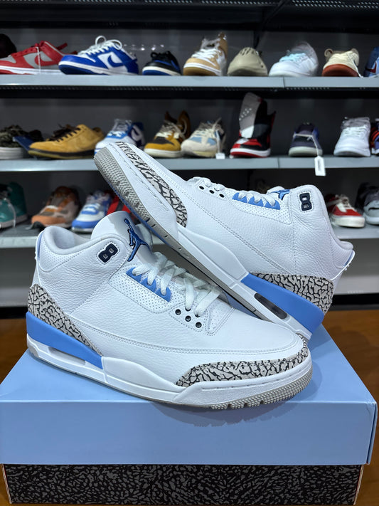 Air Jordan 3 UNC
