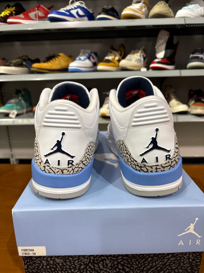 Air Jordan 3 UNC