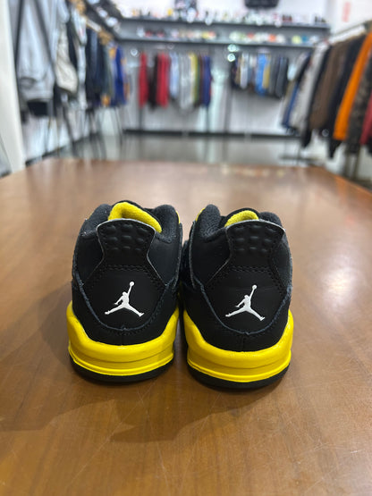 Air Jordan 4 Thunder
