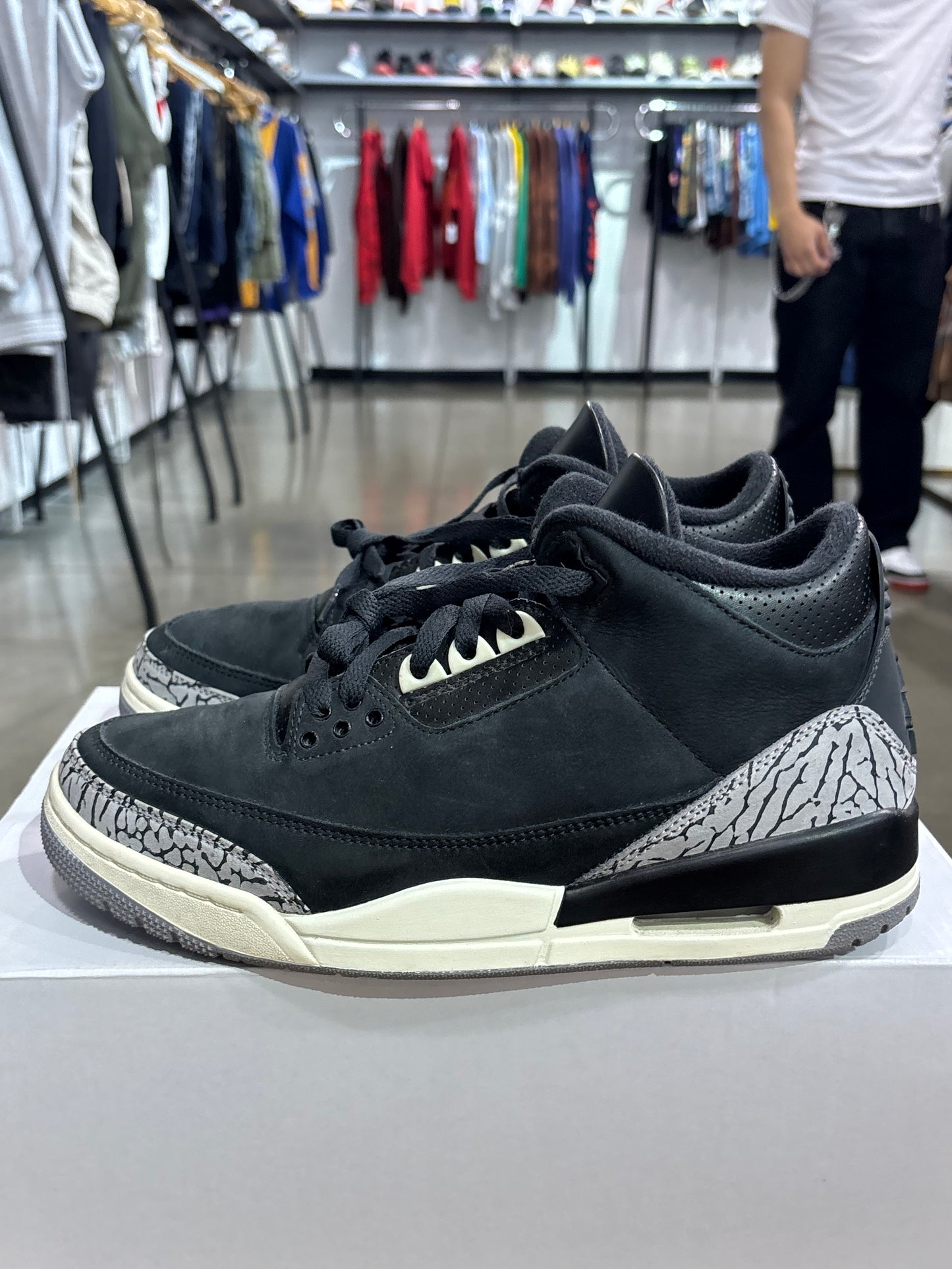 Preowned Air Jordan 3 Off Noir