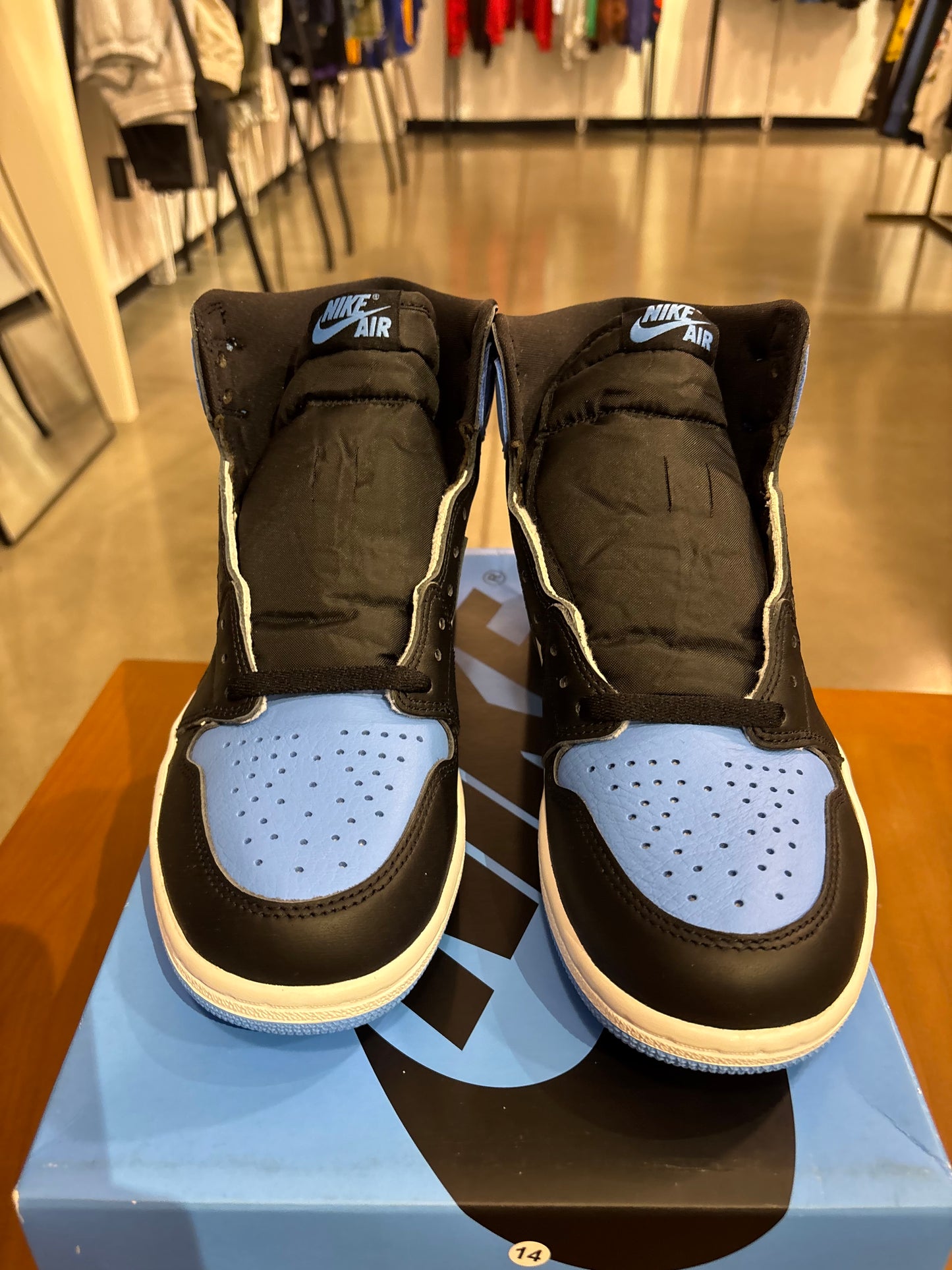 Air Jordan 1 High UNC Toe
