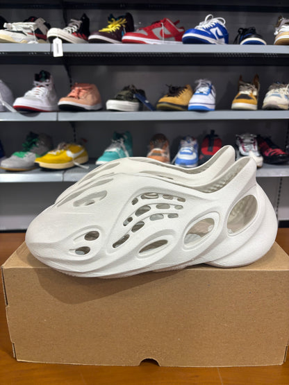 Yeezy Foam Runner Ararat