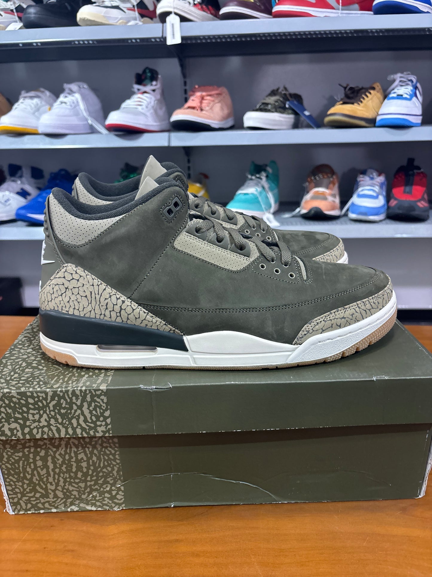 Air Jordan 3 Family Affair