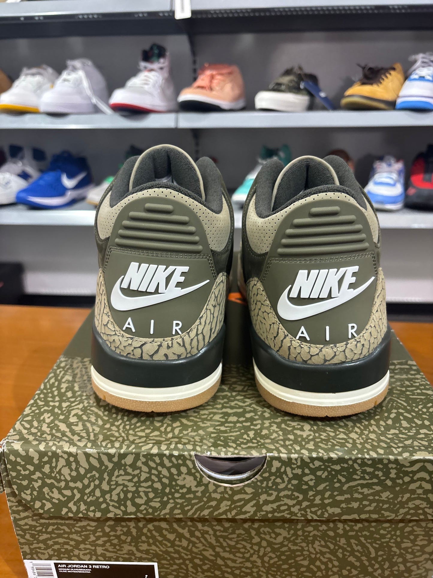 Air Jordan 3 Family Affair