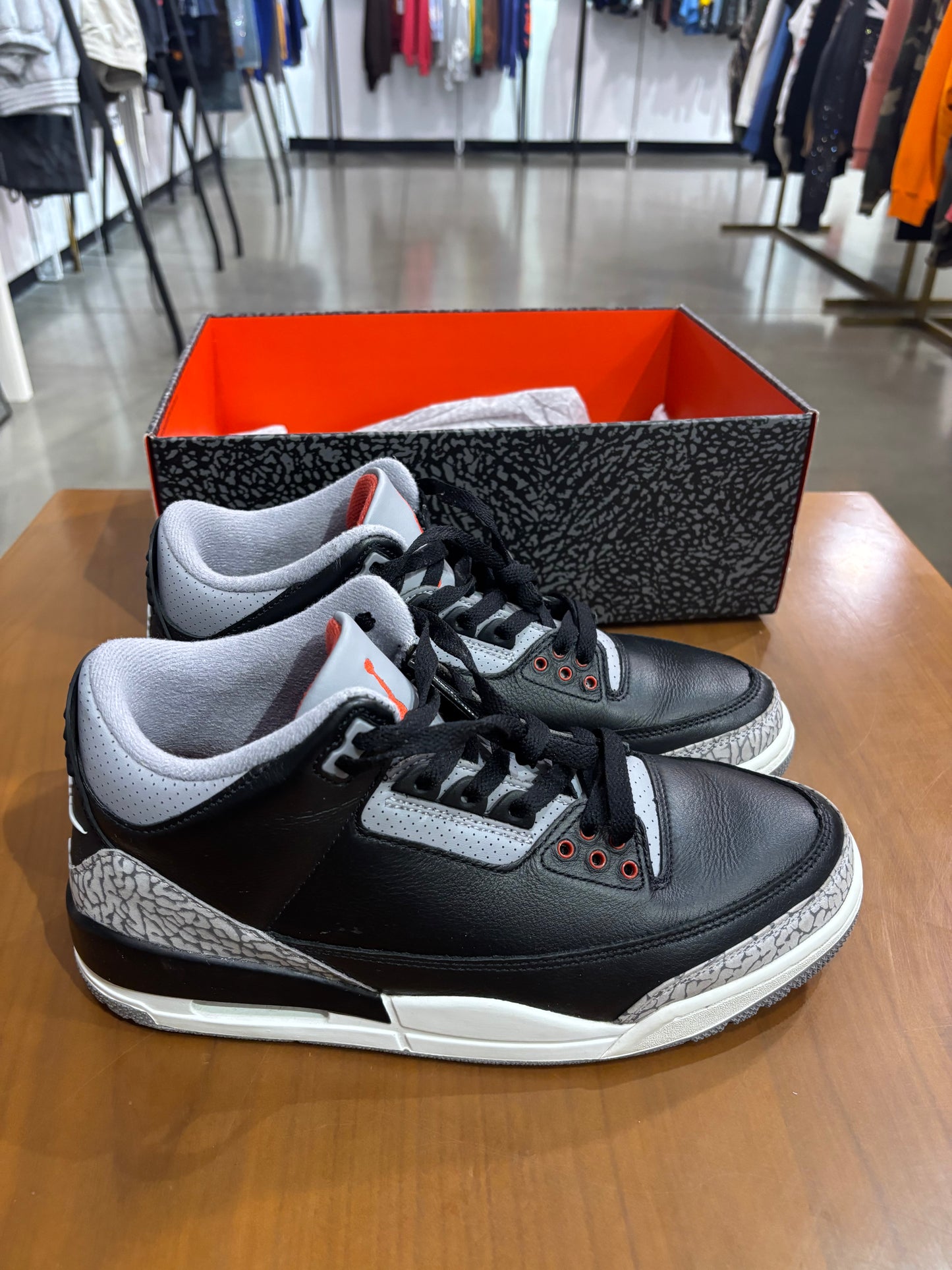 Preowned Air Jordan 3 Black Cement Reimagined (No Lid)