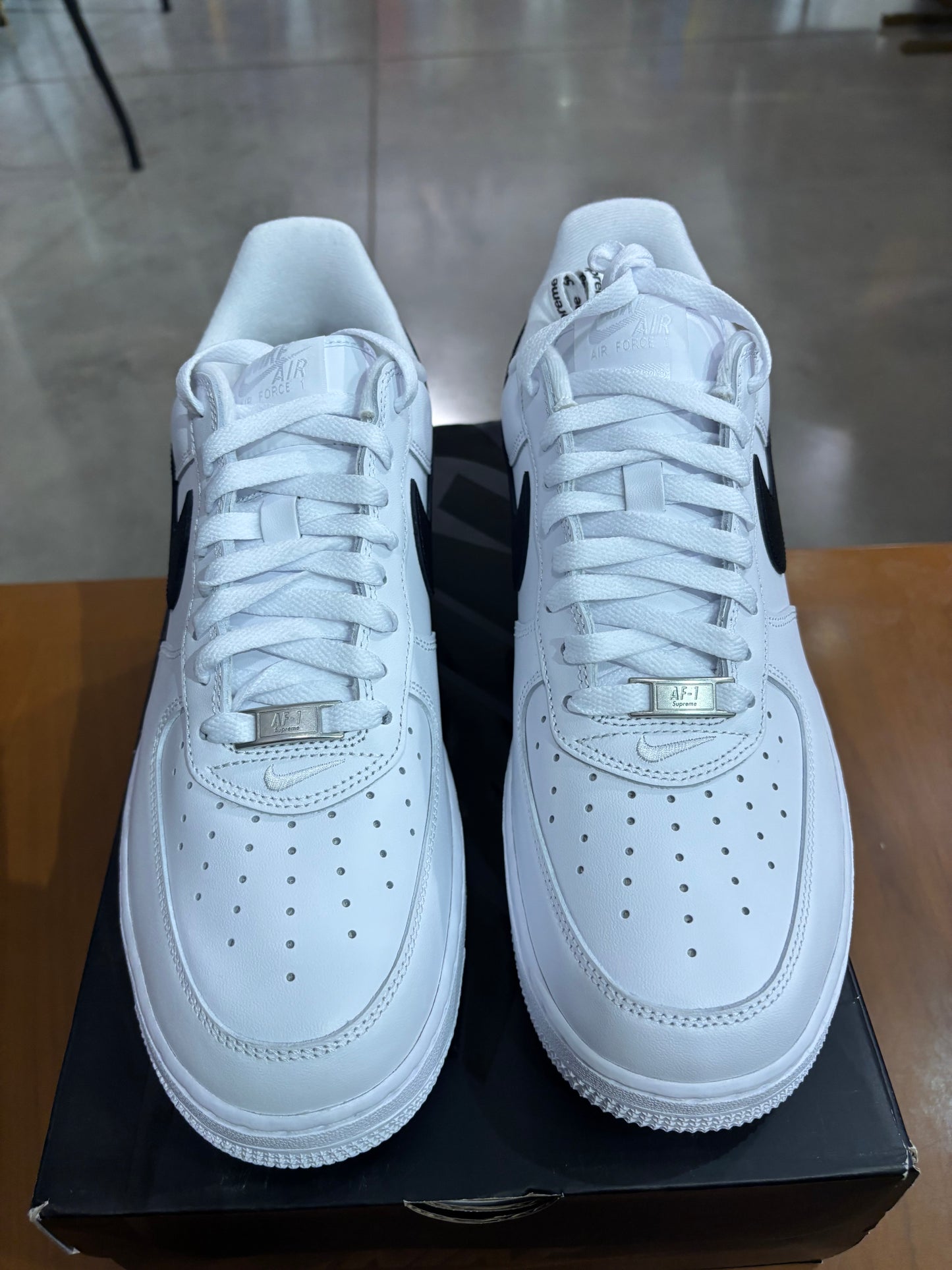 Supreme Air Force 1 Low White (Black Swoosh)