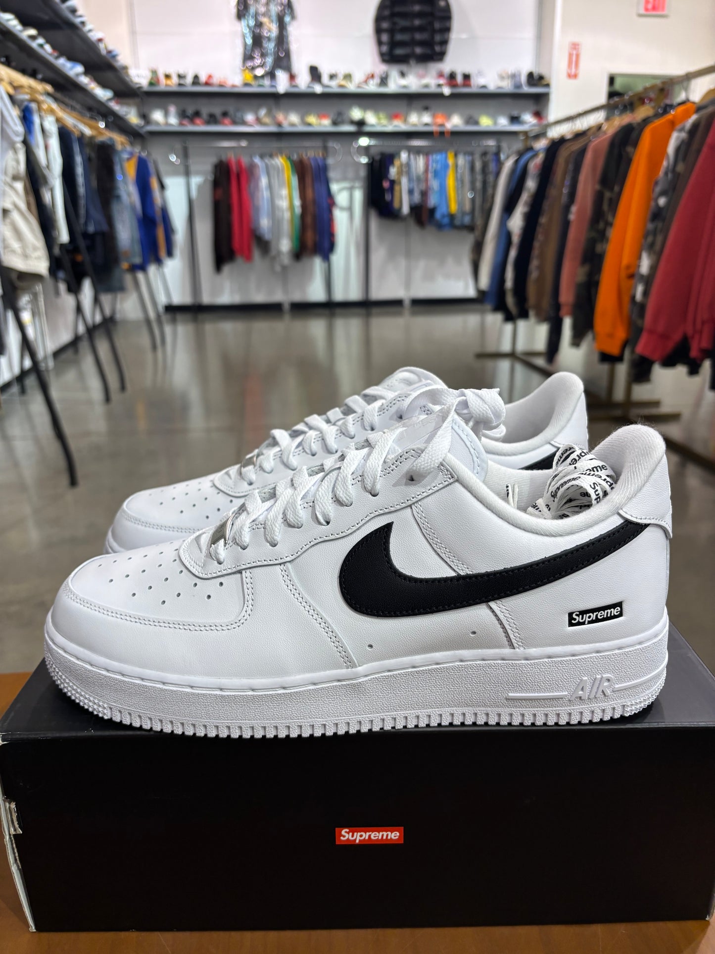 Supreme Air Force 1 Low White (Black Swoosh)