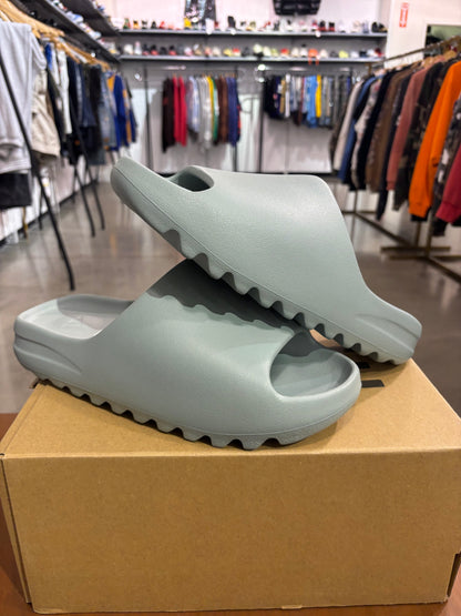 Yeezy Slide Salt