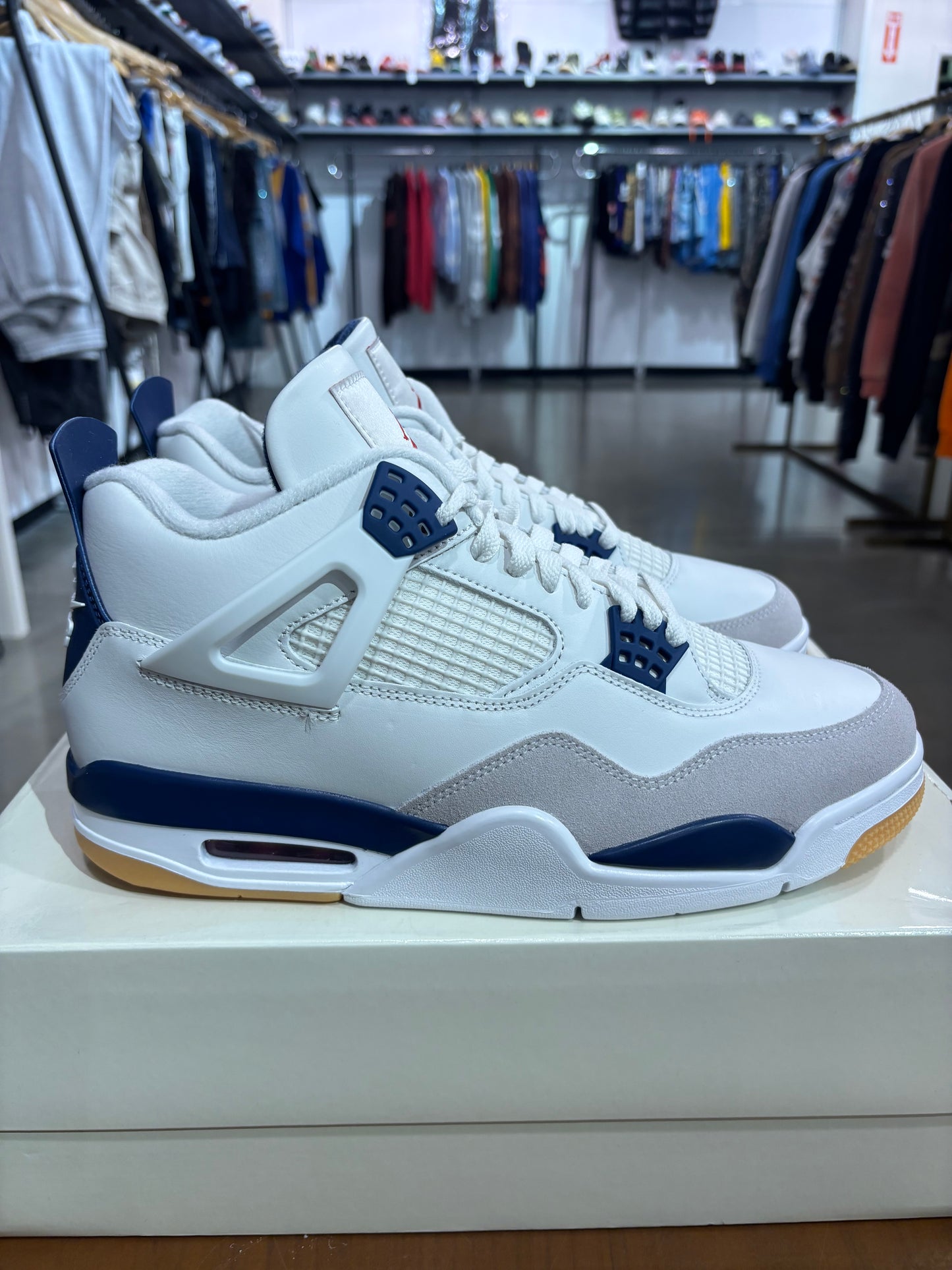 Air Jordan 4 SB Navy