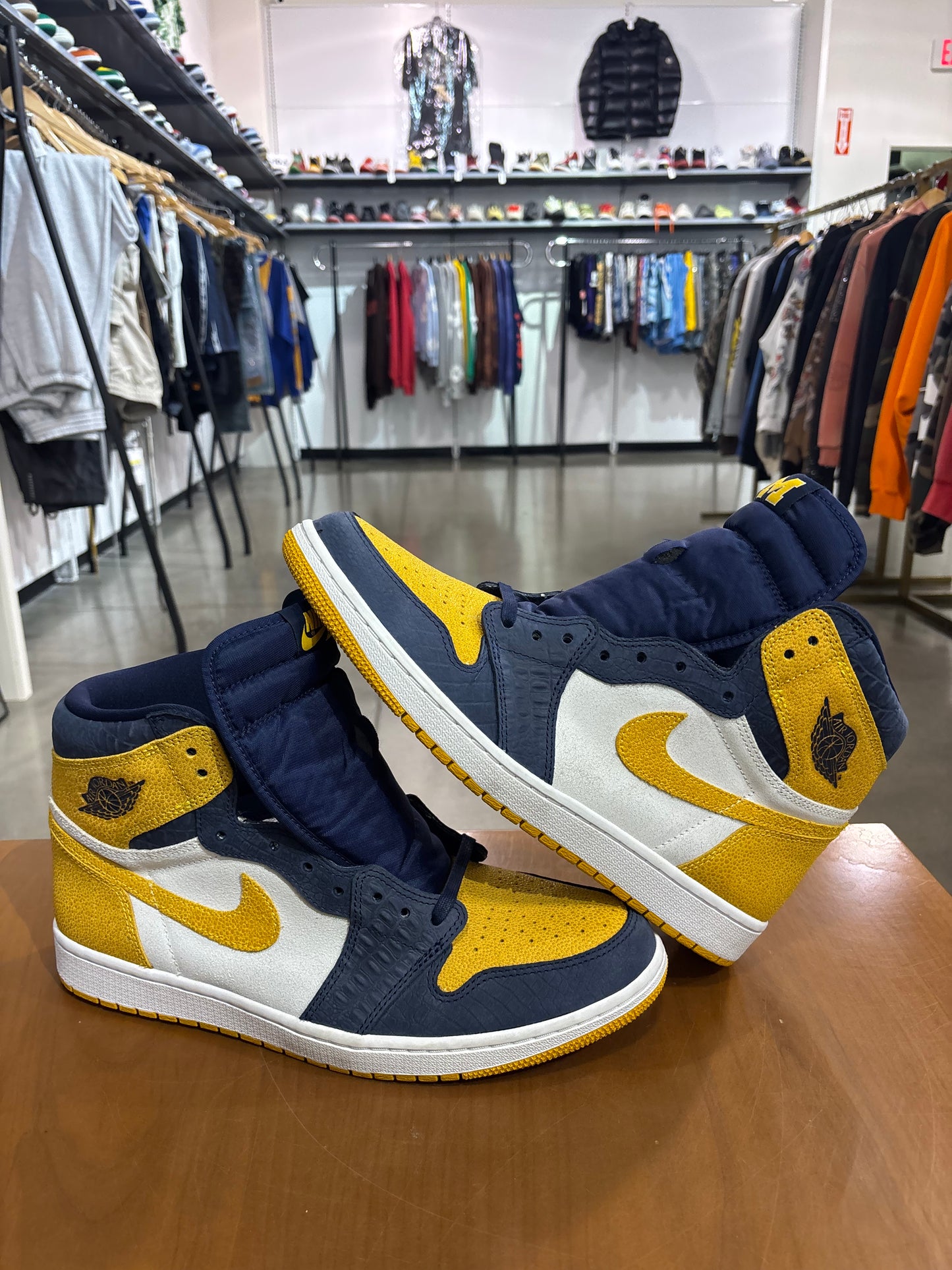 Preowned Air Jordan 1 High Michigan PE