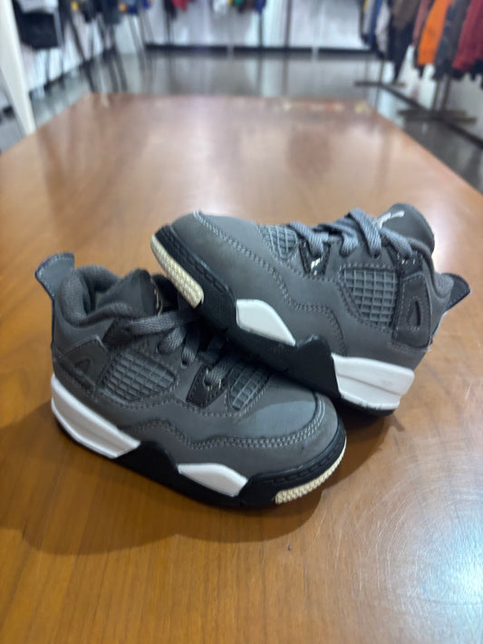 Preowned Air Jordan 4 Cool Grey