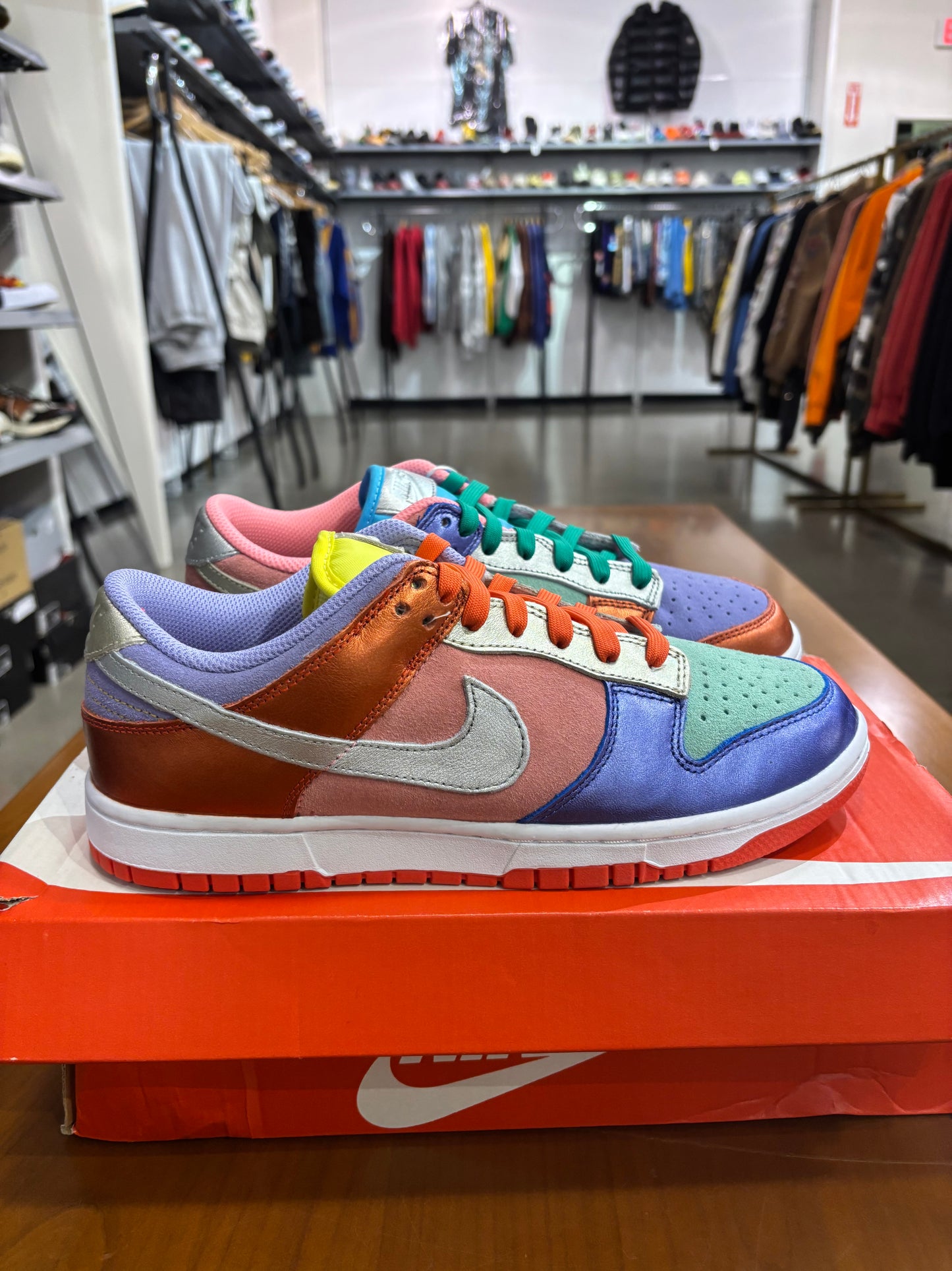 Nike Dunk Low Sunset Pulse