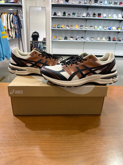 Preowned Asic Gel-Terrain Vanilla Black Copper