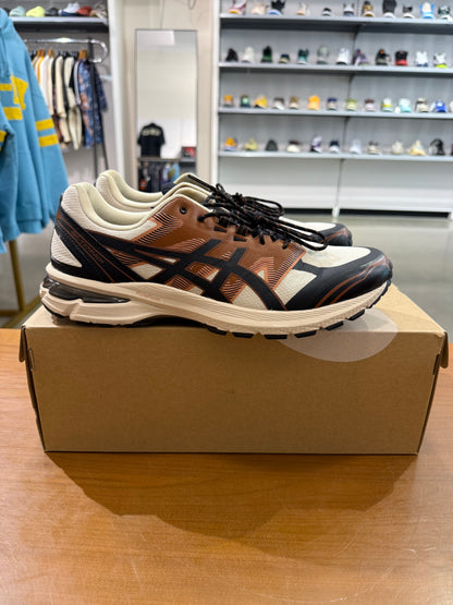 Preowned Asic Gel-Terrain Vanilla Black Copper