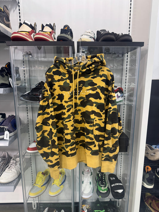 Preowned BAPE 1ST CAMO PULLOVER HOODIE