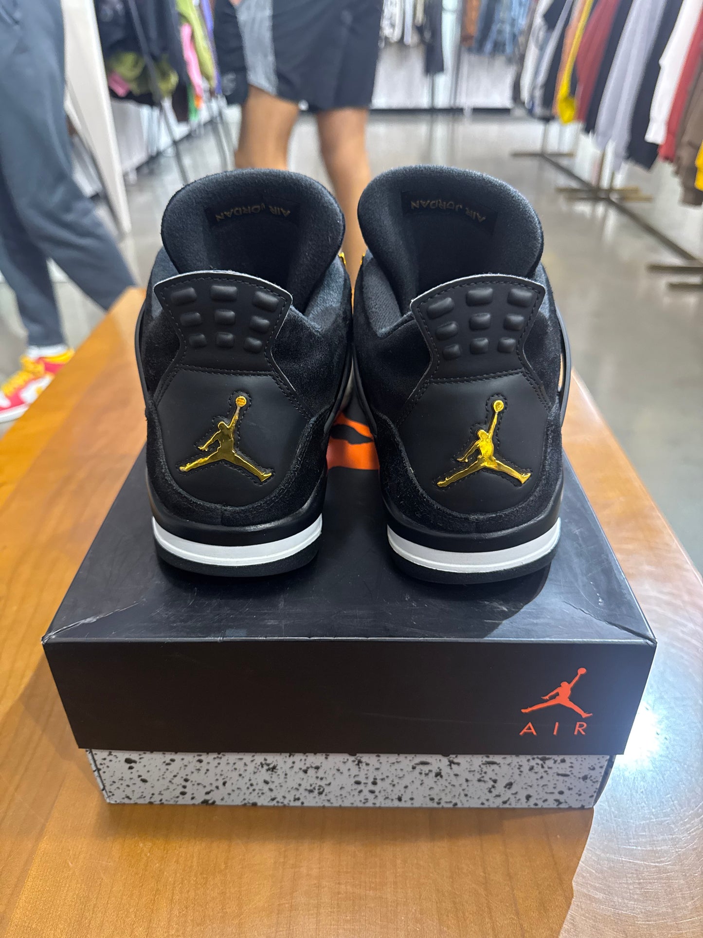 Preowned Air Jordan 4 Royalty
