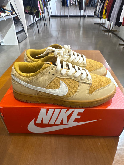 Preowned Nike Dunk Low Waffle